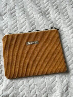 Pochette cotele jaune moutarde/ Alekco